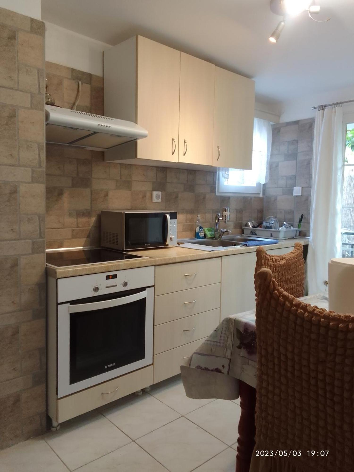 Apartamento Antonia Family House Near Airport Pórto Ráfti Habitación foto